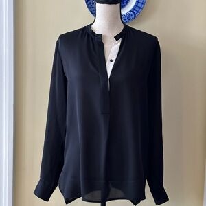 Vince. | 100% Silk Band Collar Blouse with Inverted Back Pleat, Black & White